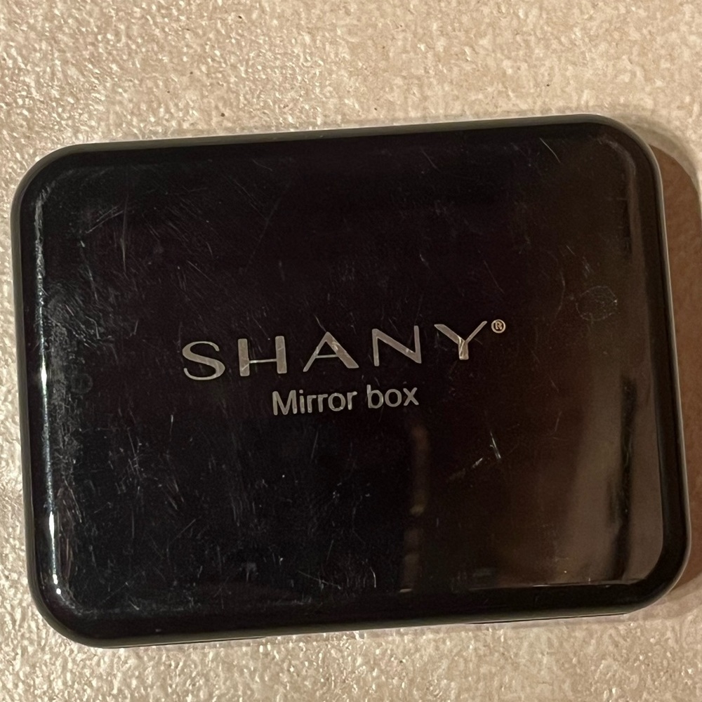 Shany Mirror Box